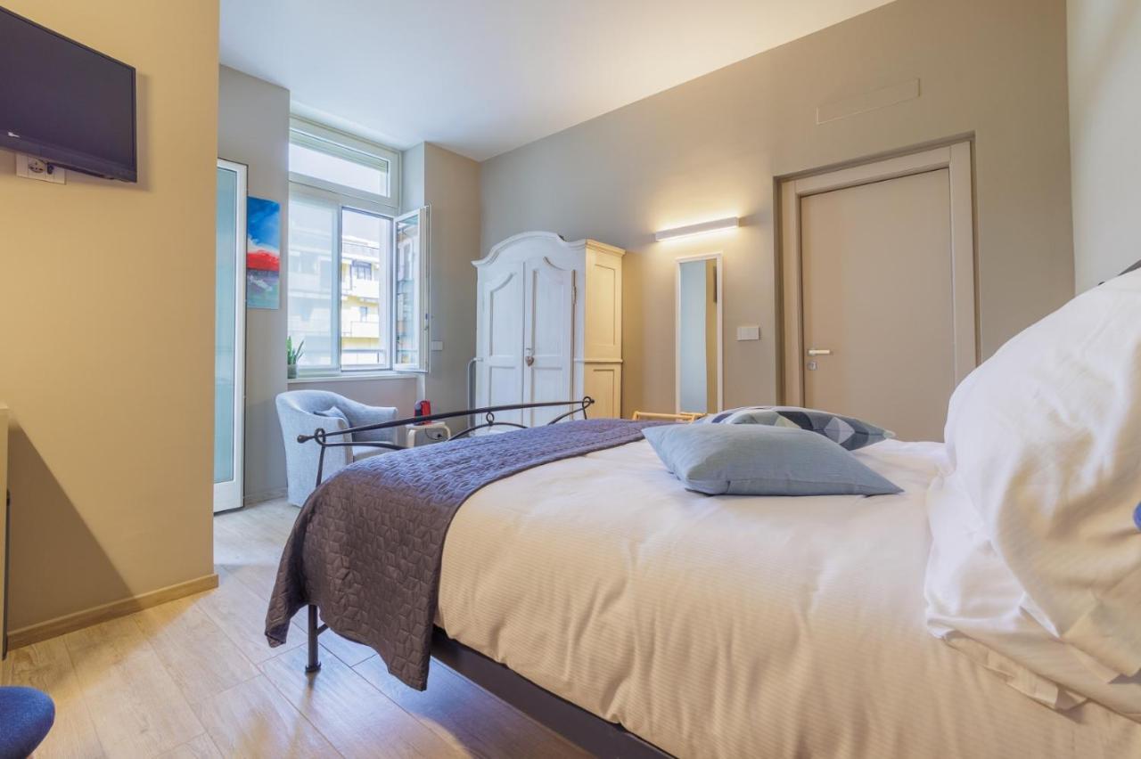 Interno 6 Guest House Cuneo Exterior photo